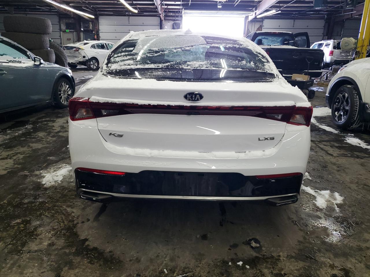 2021 Kia K5 - Image 6
