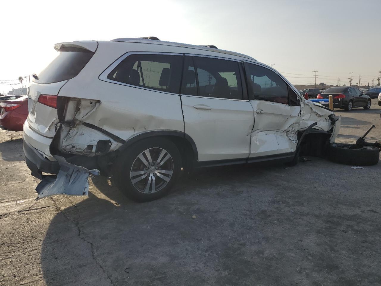 2017 Honda Pilot - Image 3