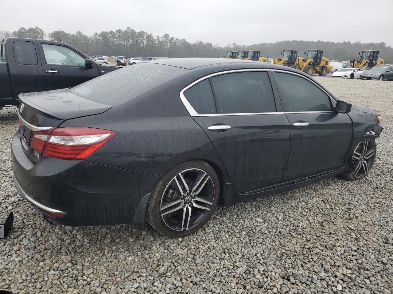 2017 Honda Accord - Image 3