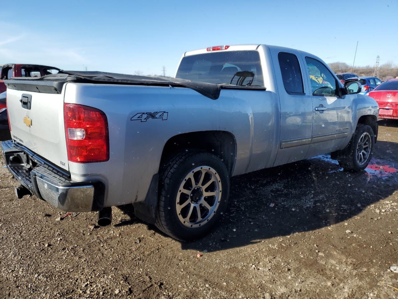 2013 Chevrolet Silverado - Image 3