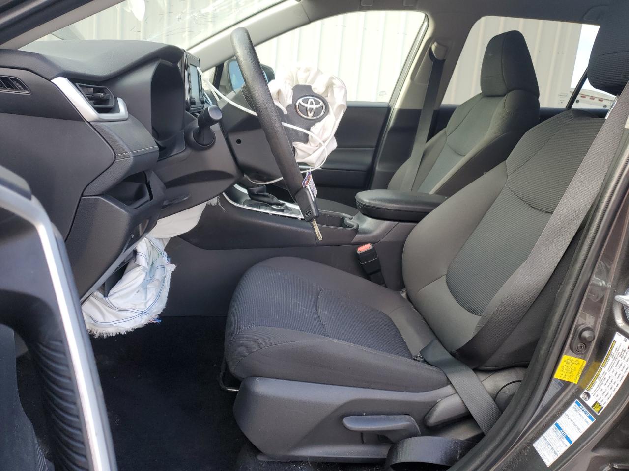 2022 Toyota RAV 4 - Image 7