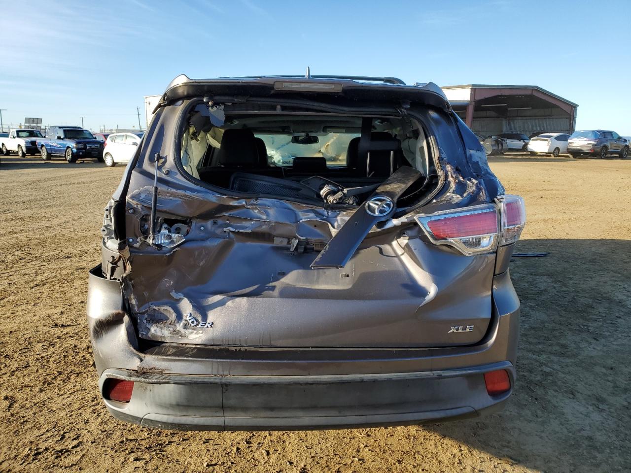 2015 Toyota Highlander - Image 6