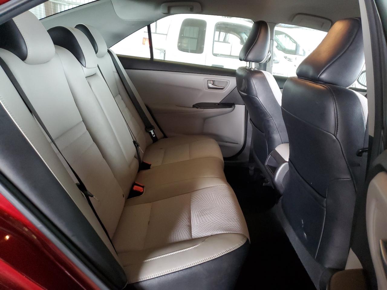 2017 Toyota Camry - Image 10