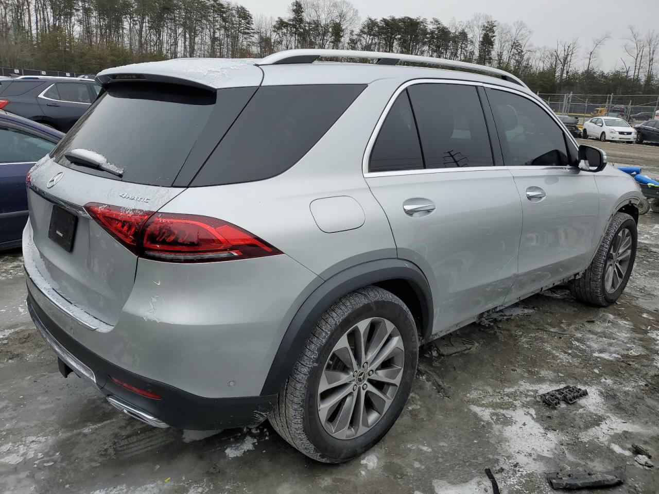 2021 Mercedes-Benz GLE - Image 3