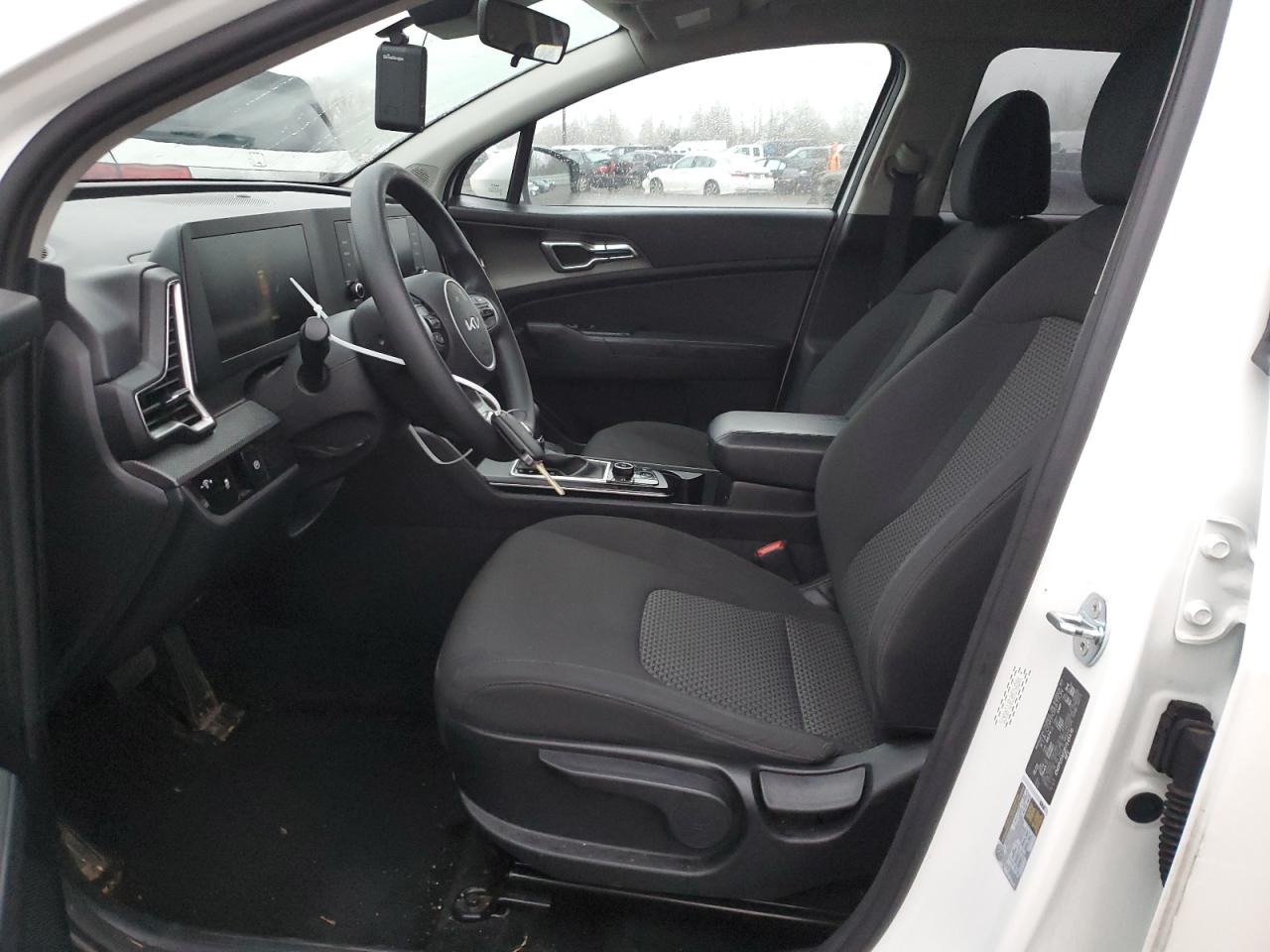2023 Kia Sportage - Image 7