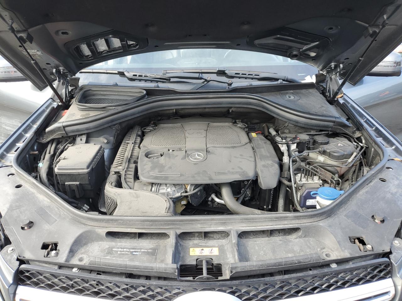 2018 Mercedes-Benz GLE - Image 12