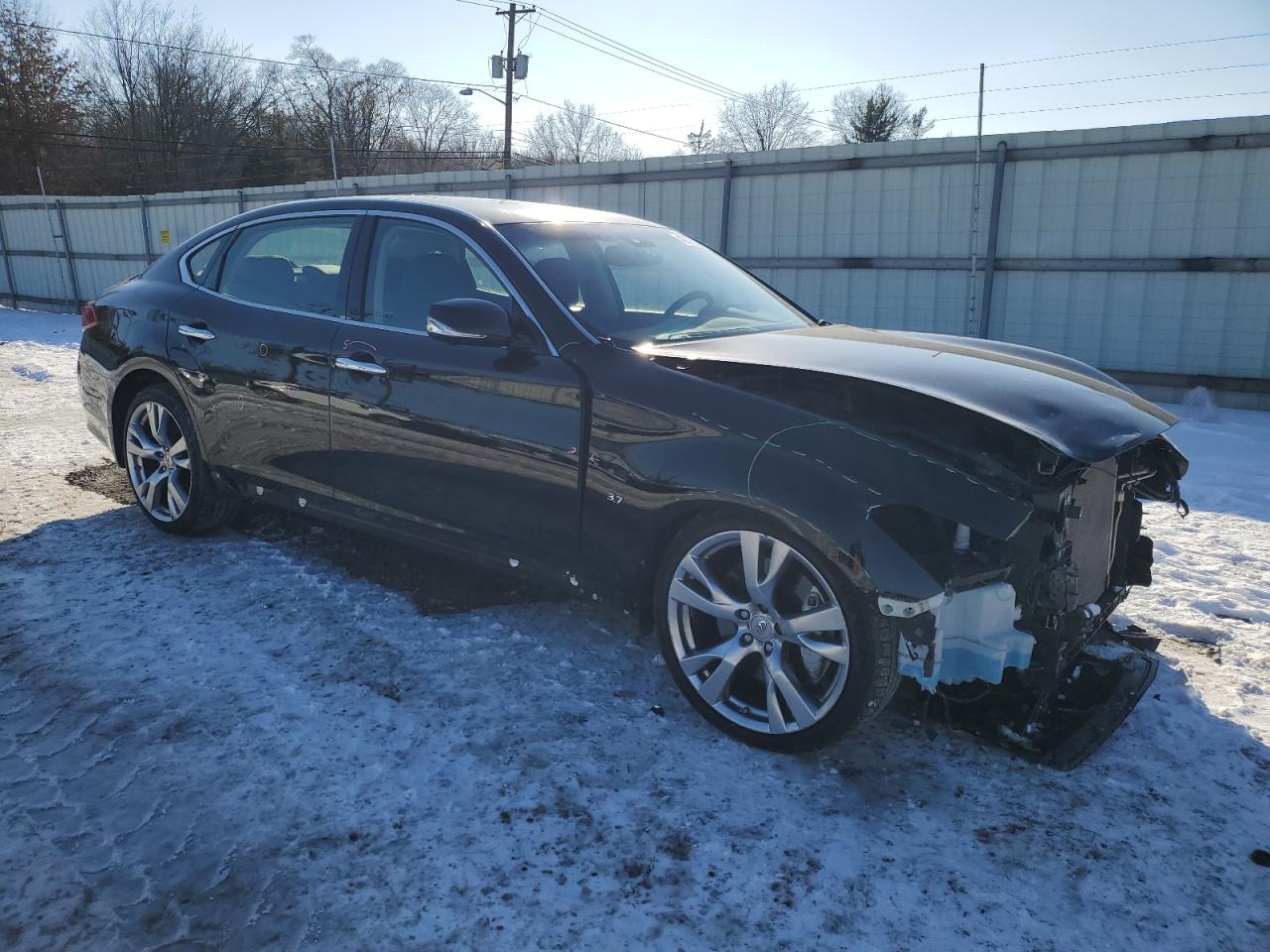 2019 Infiniti Q70 - Image 4