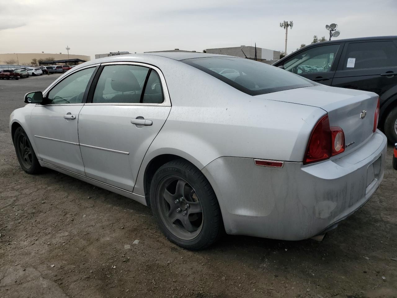 2009 Chevrolet Malibu - Image 2