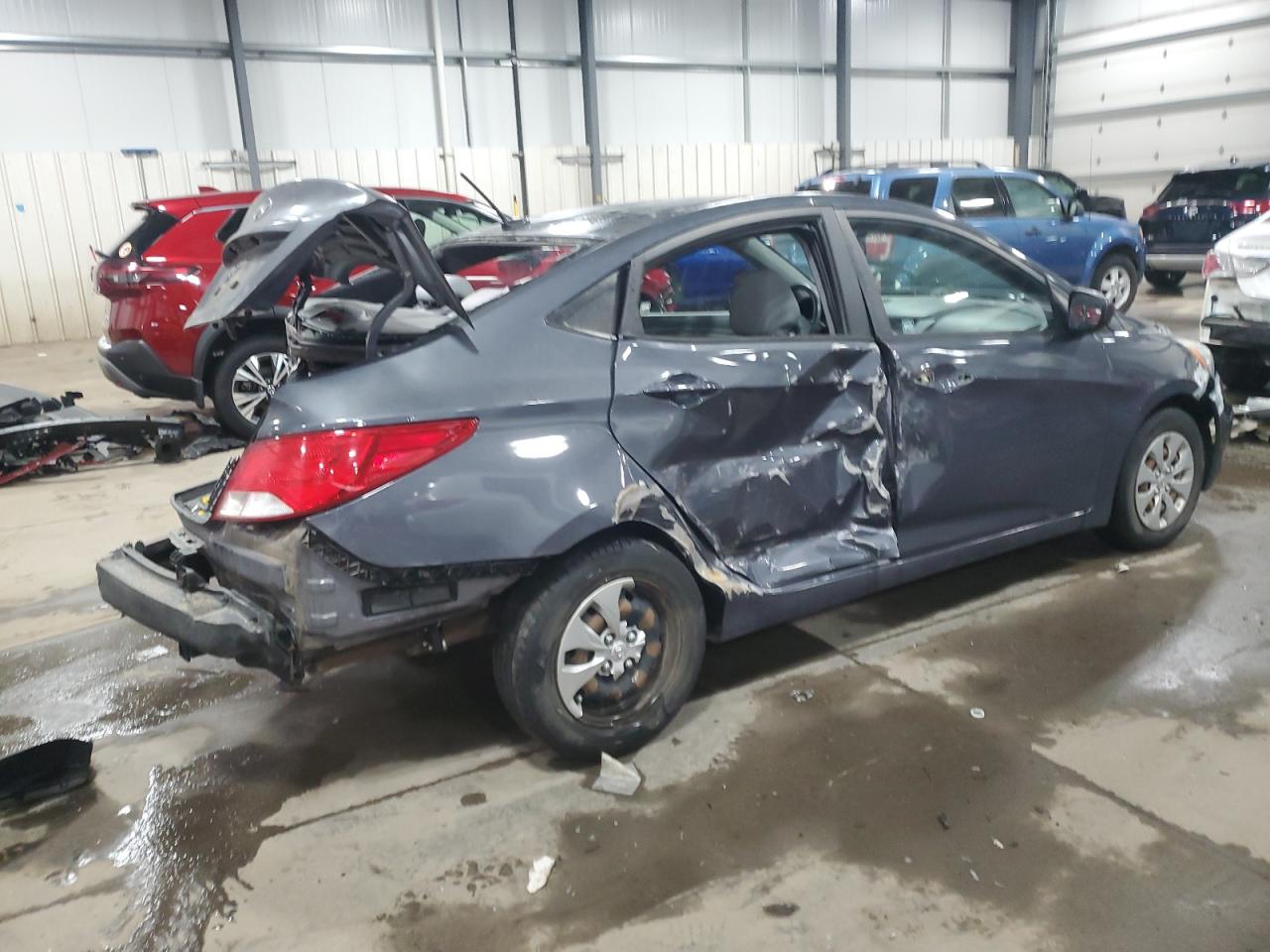 2015 Hyundai Accent - Image 3