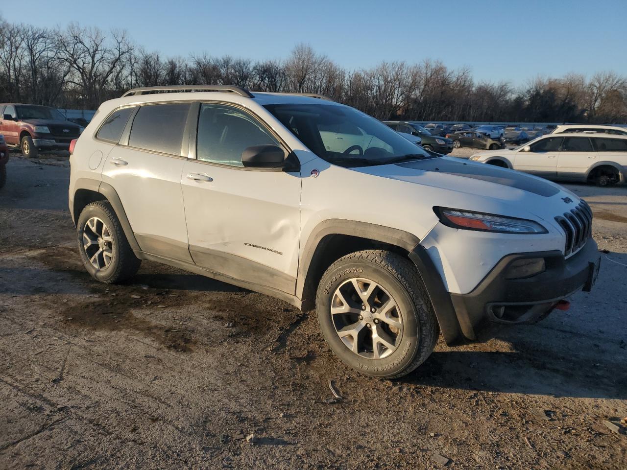 2015 Jeep Cherokee - Image 4