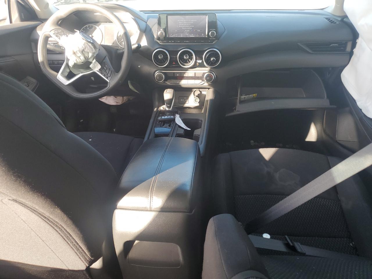 2021 Nissan Sentra - Image 8
