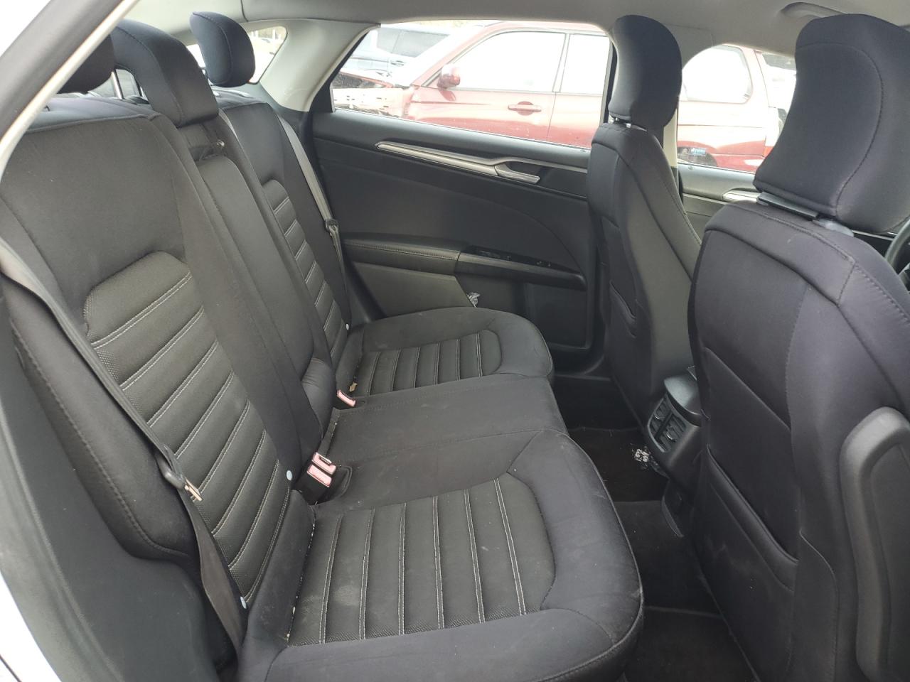 2015 Ford Fusion - Image 11