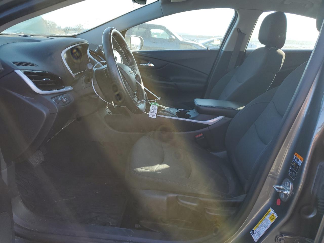 2017 Chevrolet Volt - Image 7