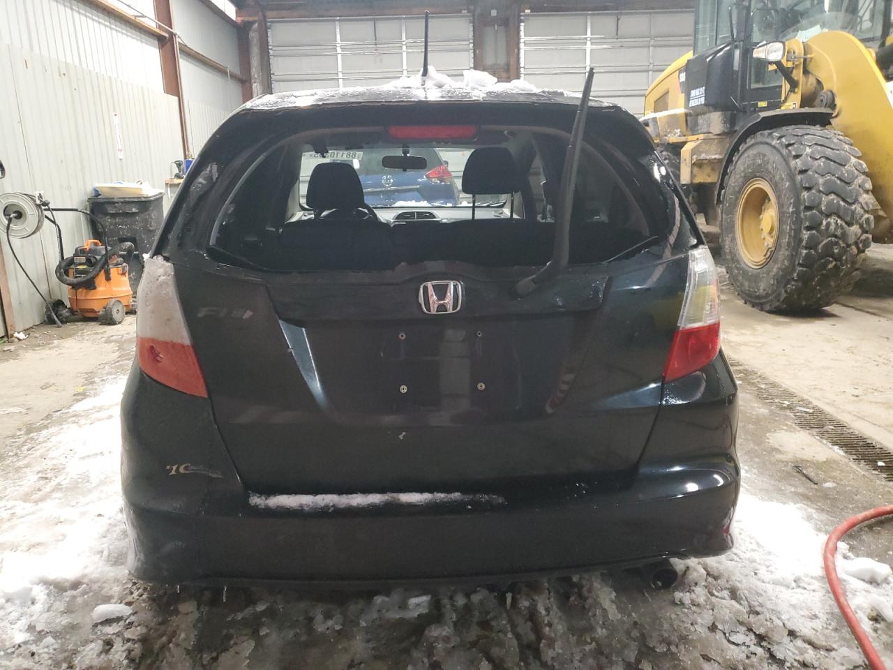 VIN JHMGE8G58DC056965 2013 HONDA FIT no.6