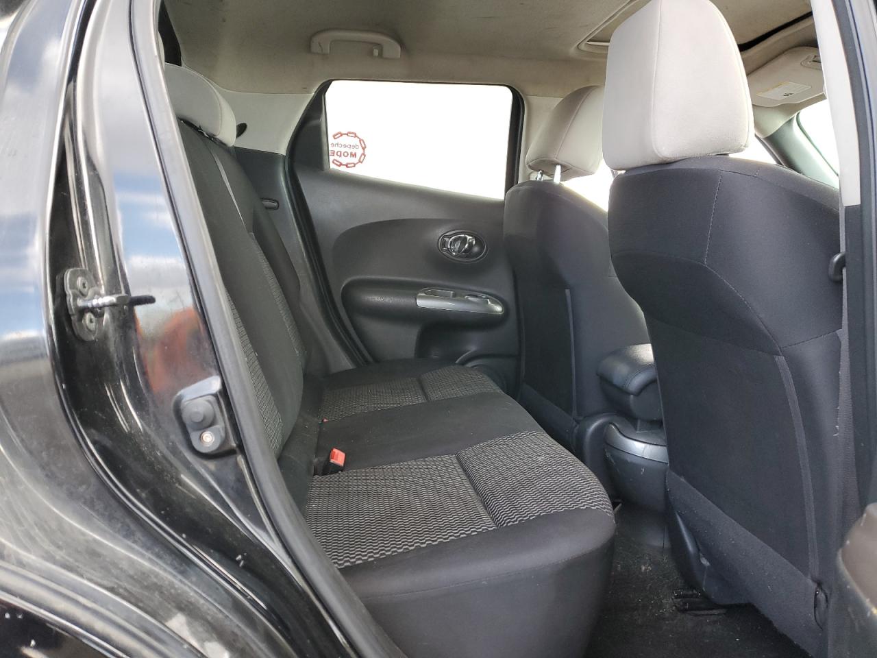 2014 Nissan Juke - Image 10