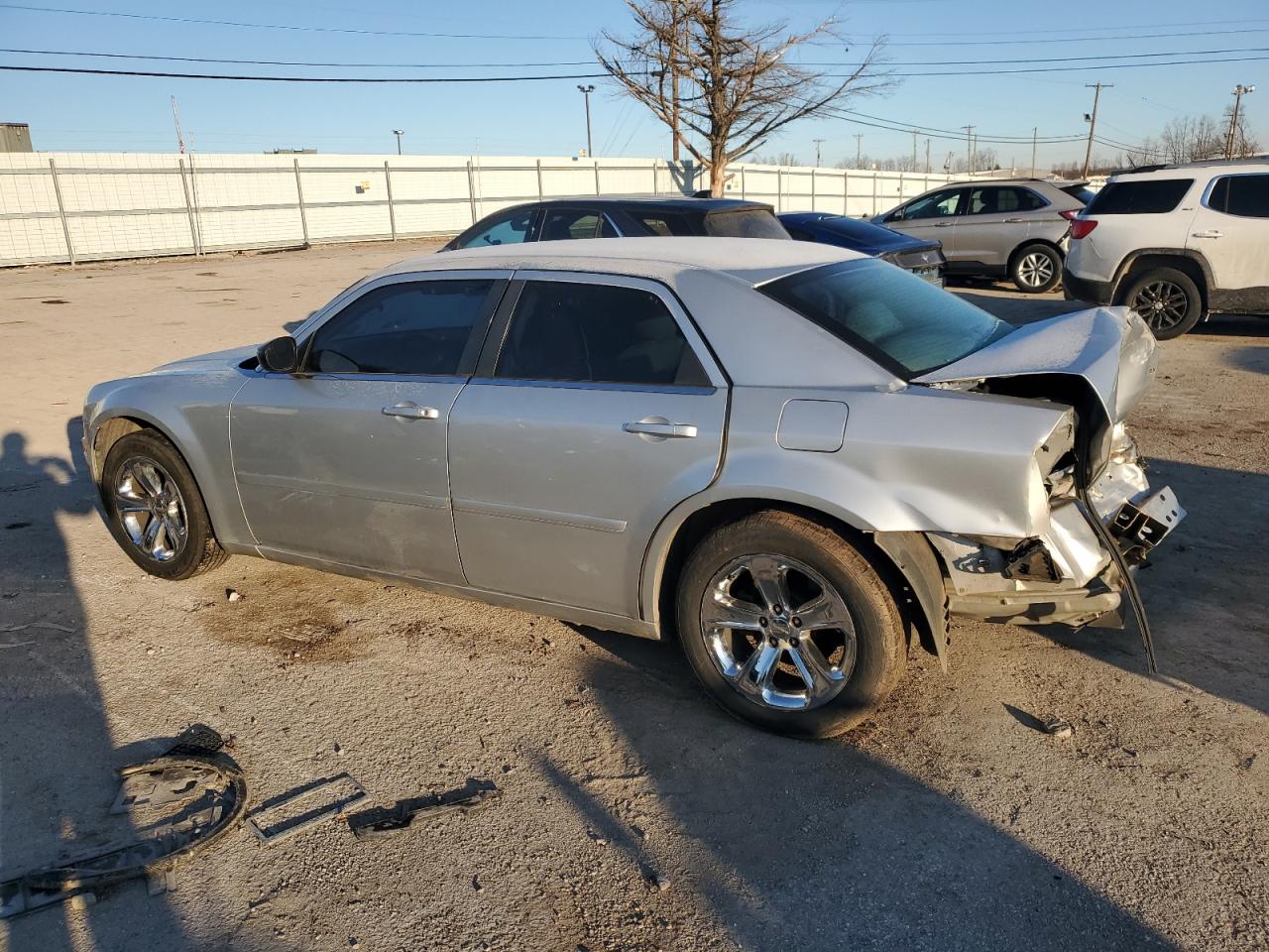 2005 Chrysler 300 - Image 2