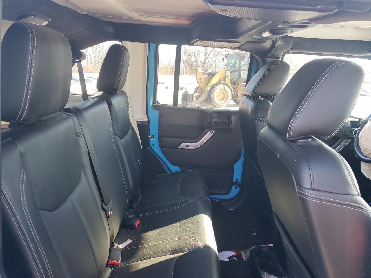 2017 Jeep Wrangler - Image 10
