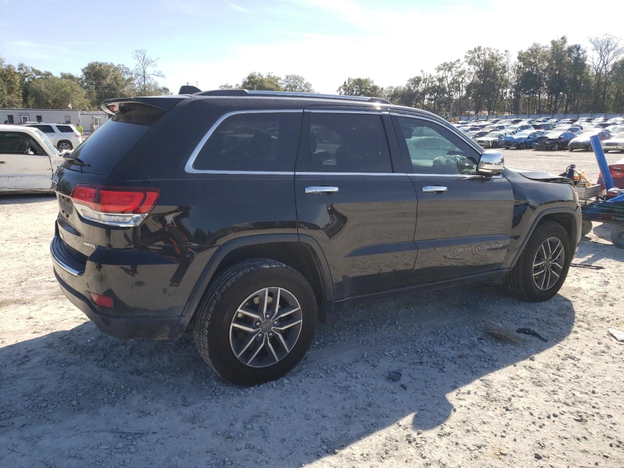 2020 Jeep Grand Cherokee - Image 3