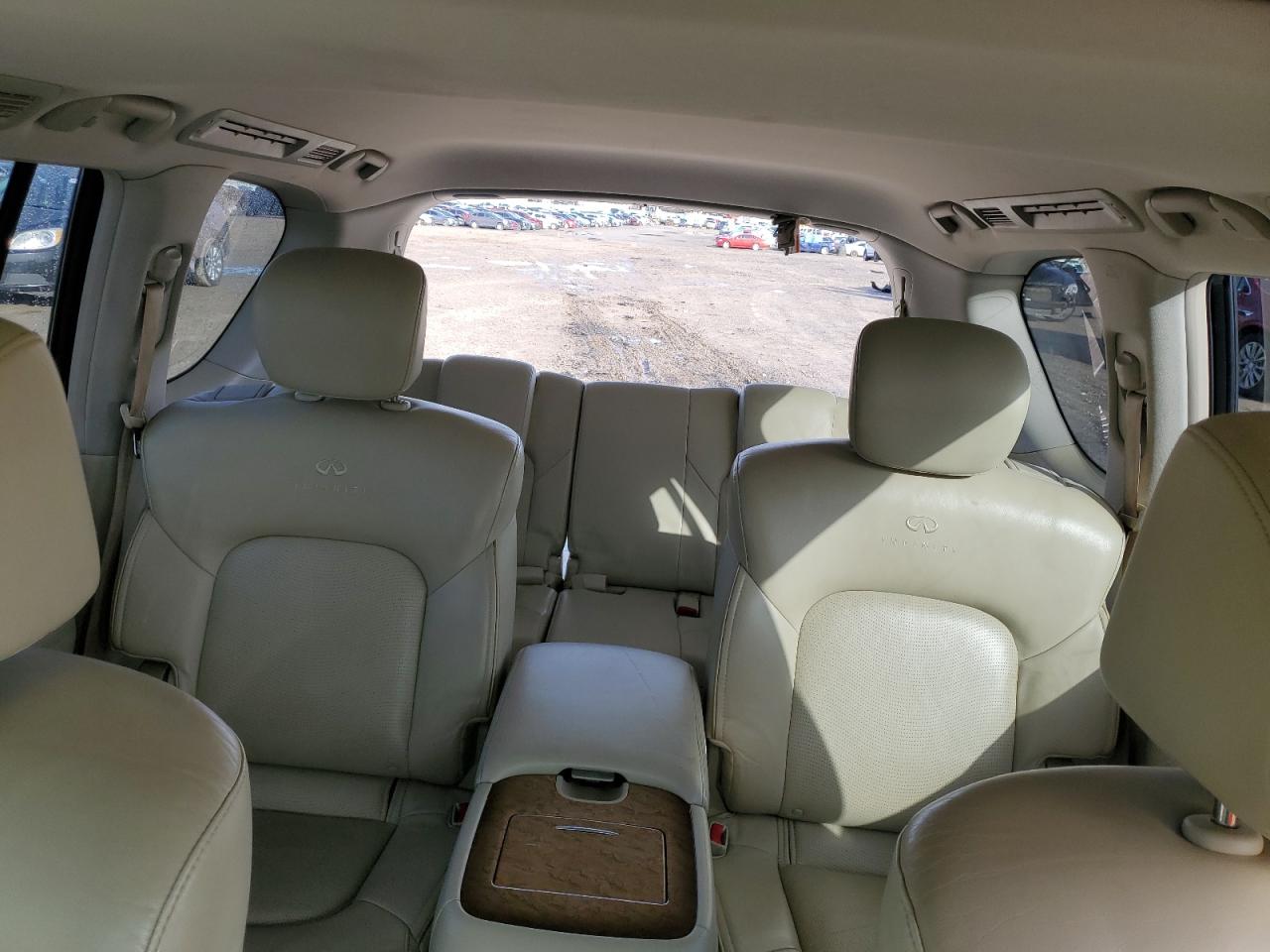 2014 Infiniti QX80 - Image 10