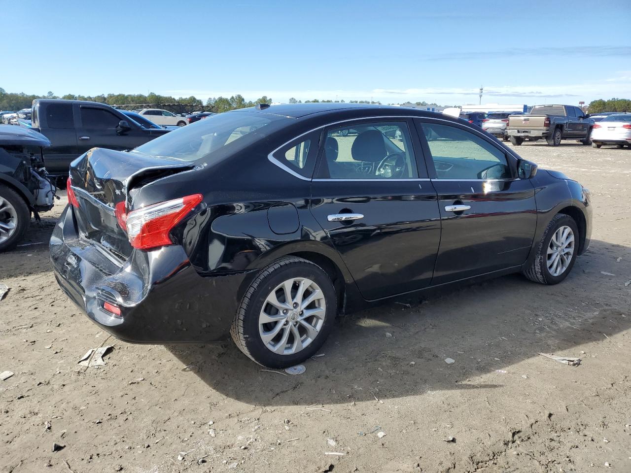 2018 Nissan Sentra - Image 3