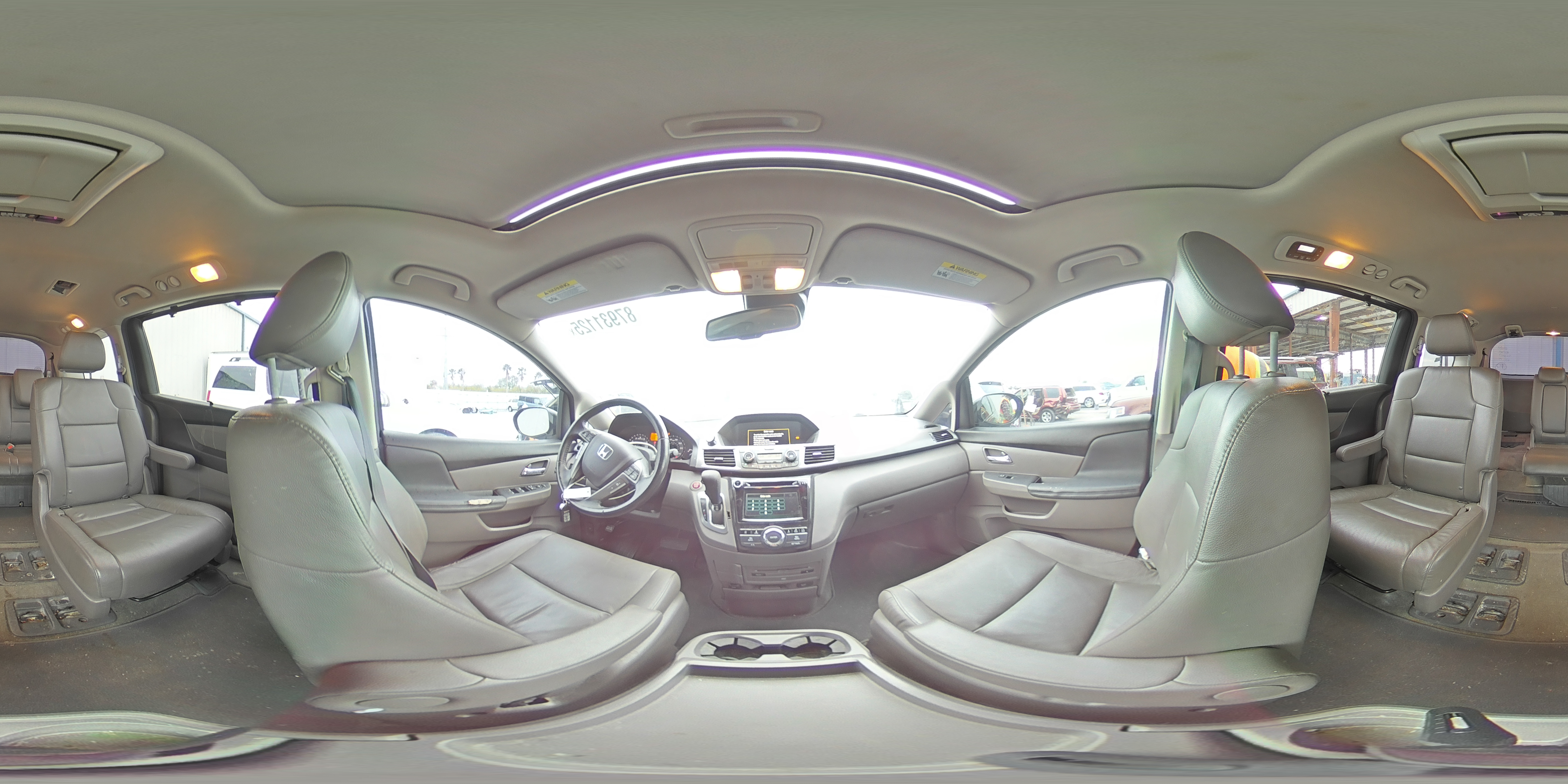 2016 Honda Odyssey - Image 15
