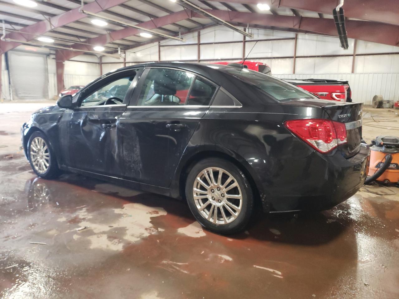 2015 Chevrolet Cruze - Image 2