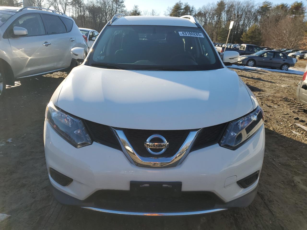 2016 Nissan Rogue - Image 5