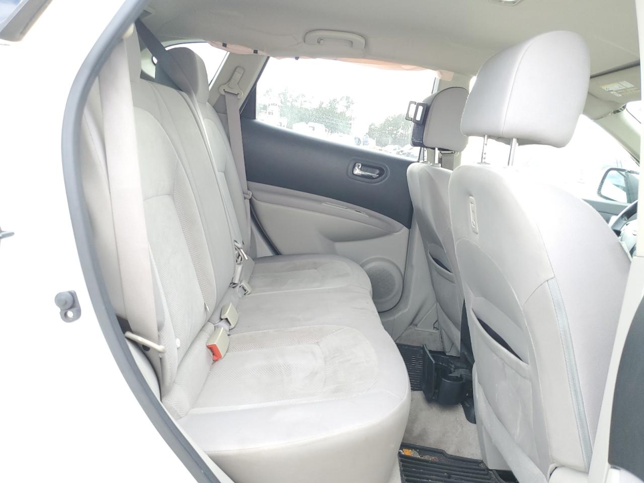 2013 Nissan Rogue - Image 11