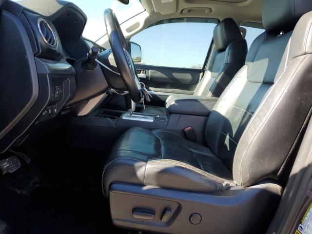 Pickups TOYOTA TUNDRA 2017 Szary