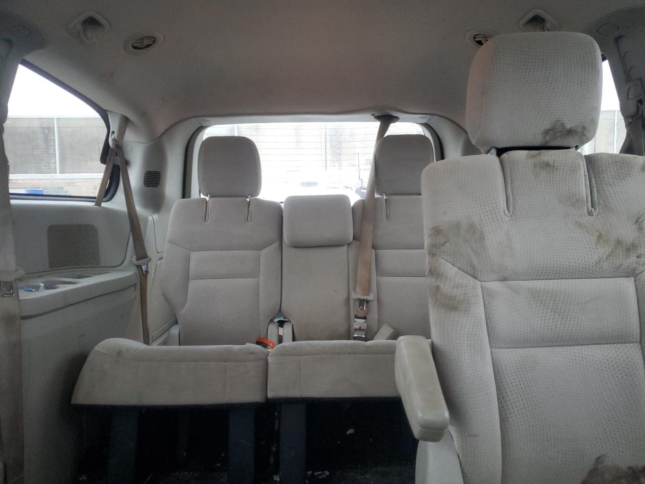 2018 Dodge Caravan - Image 10