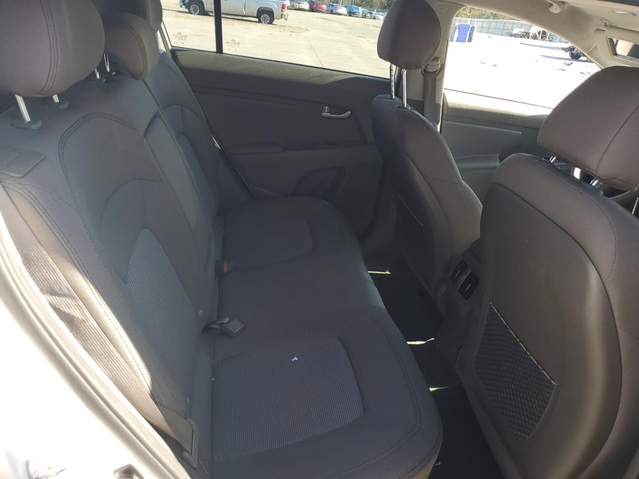 2015 Kia Sportage - Image 11