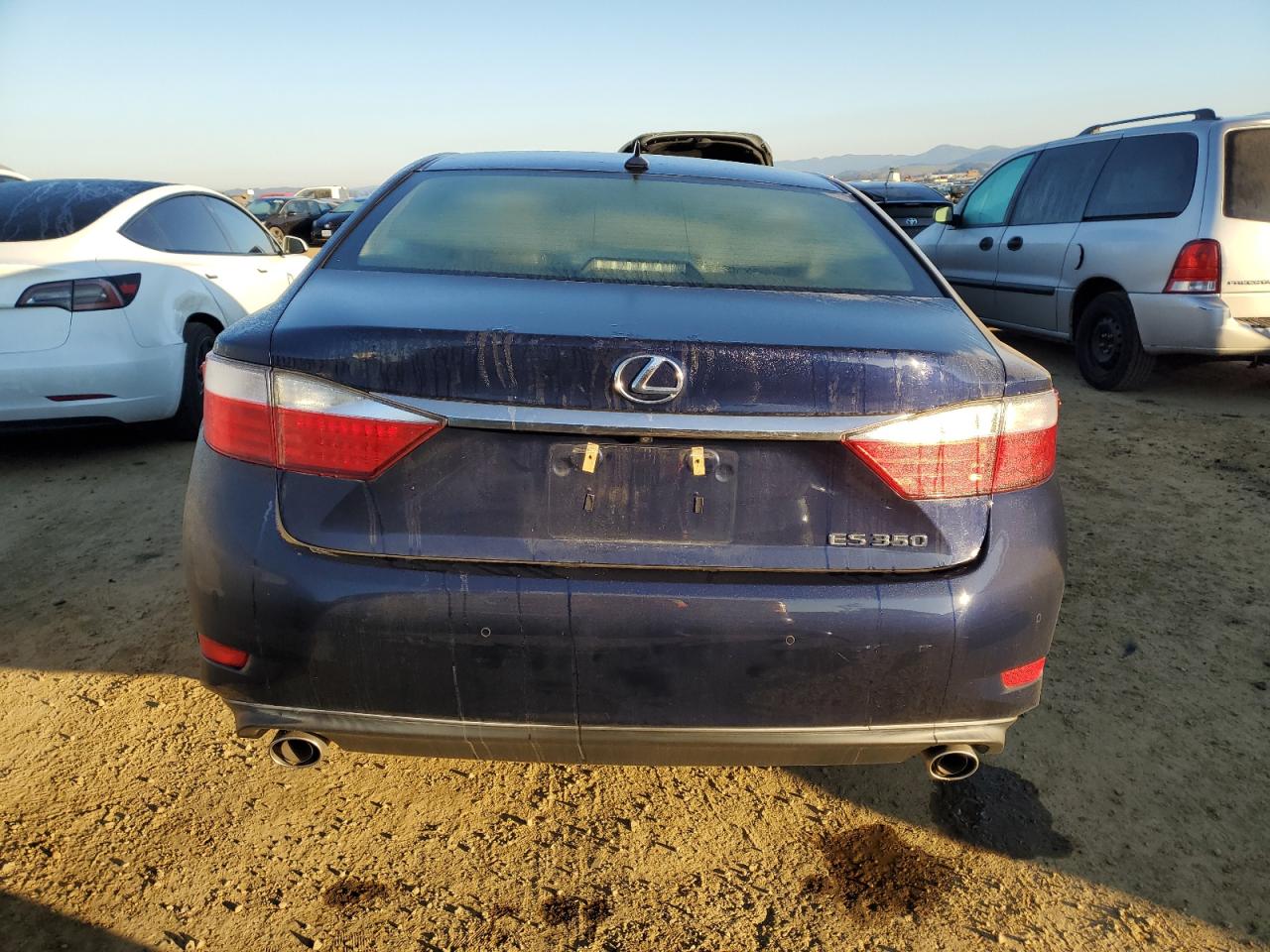 VIN JTHBK1GG5D2029367 2013 LEXUS ES350 no.6