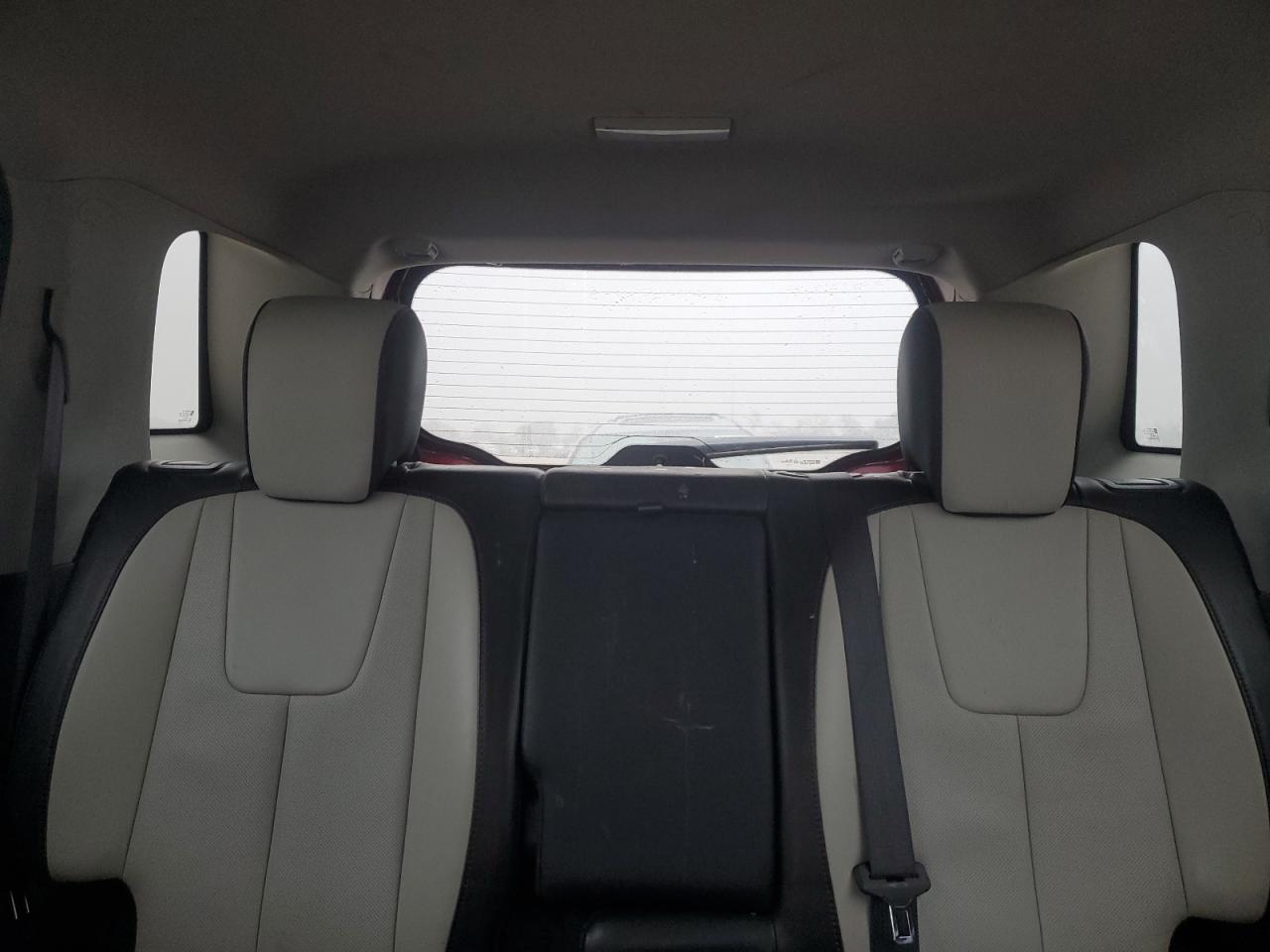 2016 GMC Terrain - Image 10