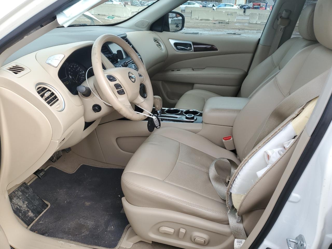 2014 Nissan Pathfinder - Image 7