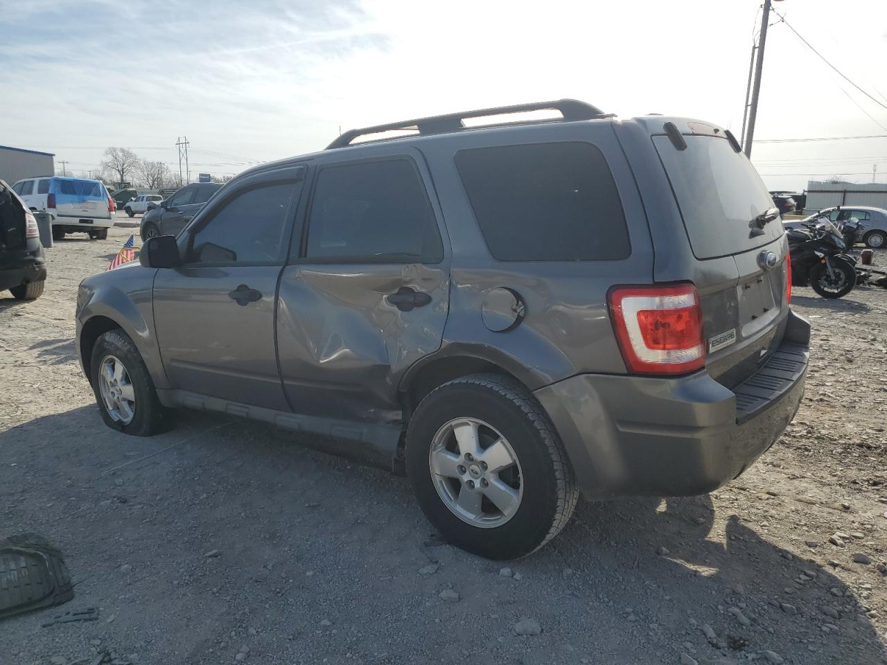 2011 Ford Escape - Image 2