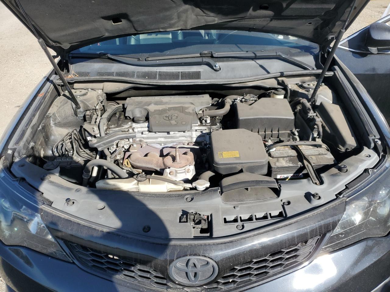 2013 Toyota Camry - Image 11