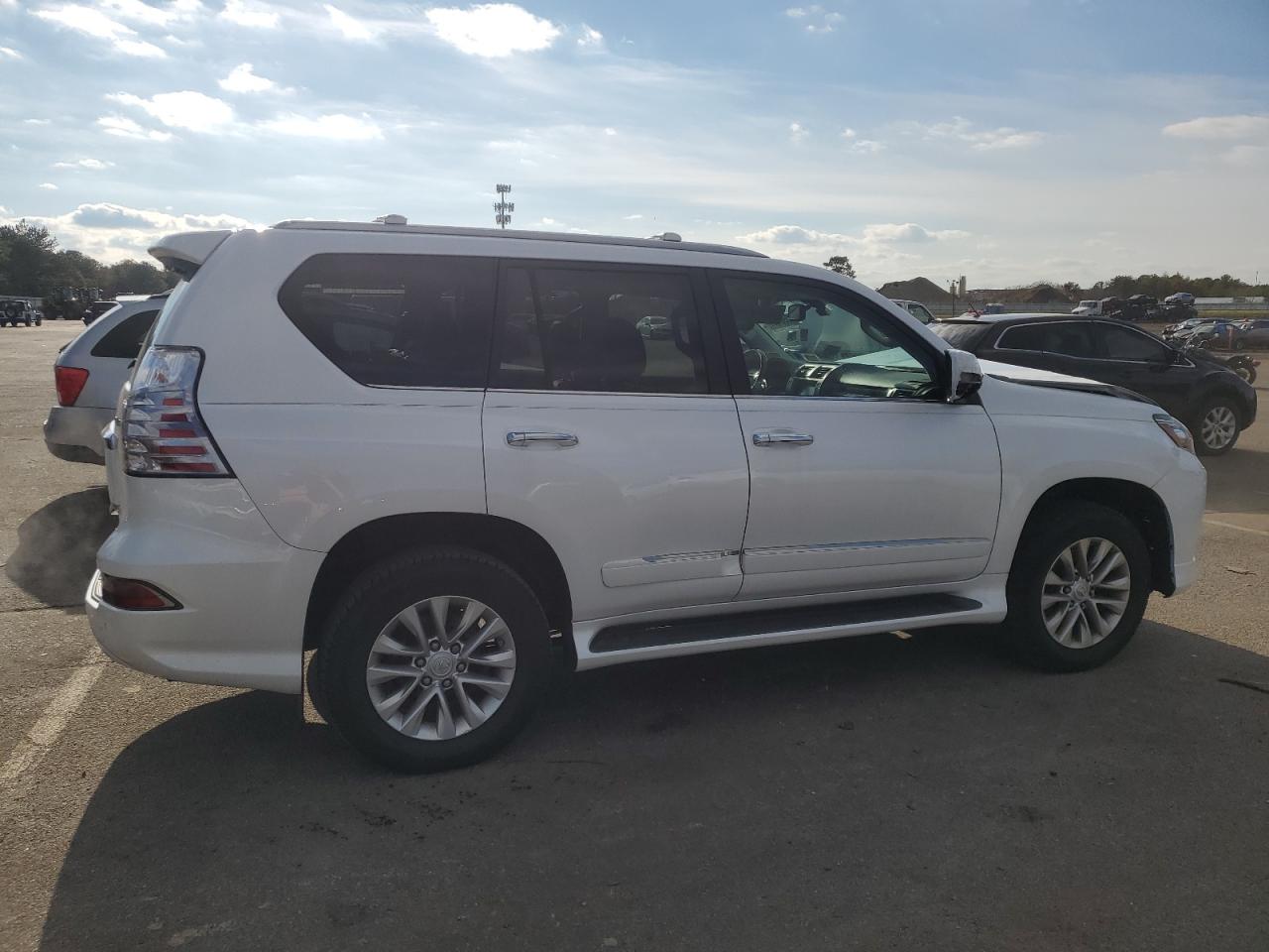 VIN JTJBM7FXXF5093306 2015 LEXUS GX no.3