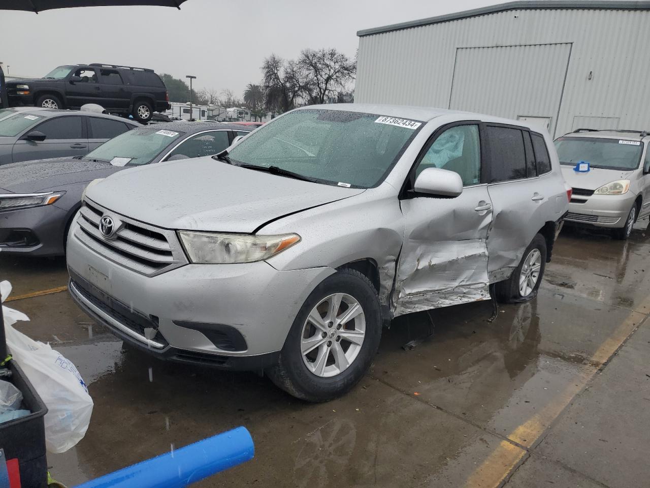 2011 Toyota Highlander - Image 1