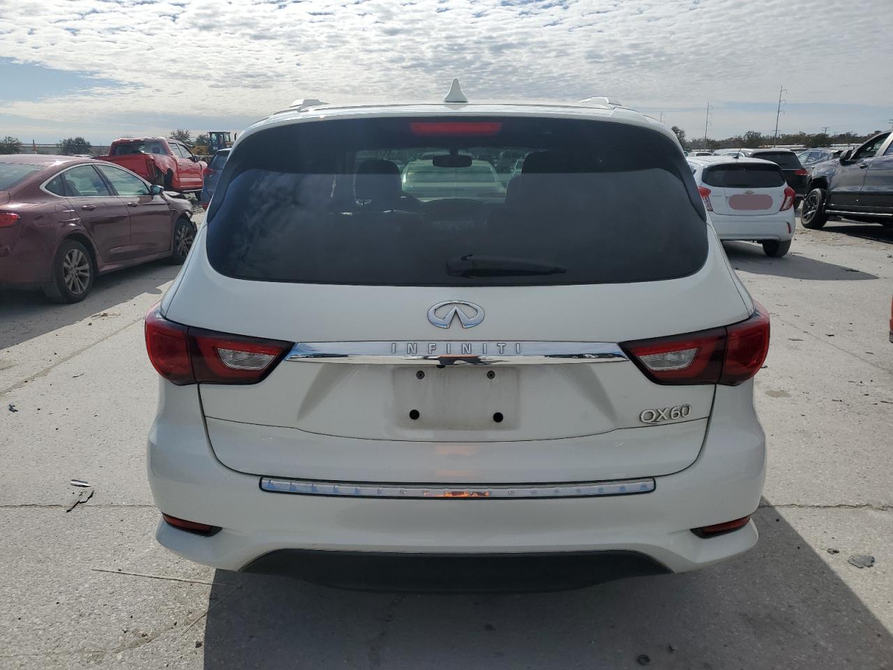 2017 Infiniti QX60 - Image 6