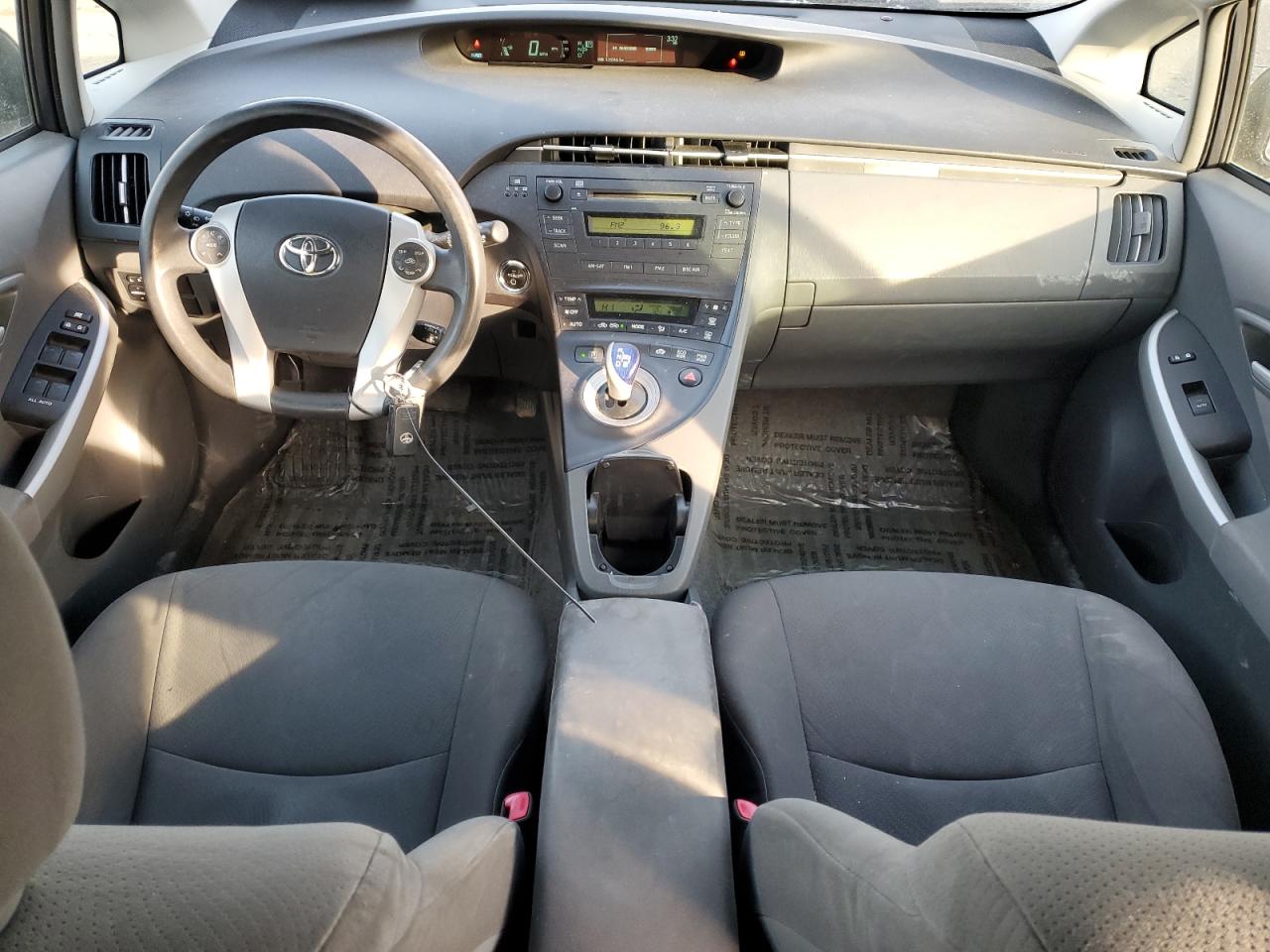 2011 Toyota Prius - Image 8