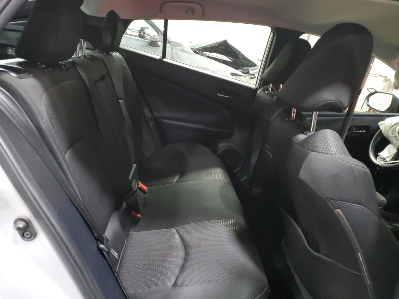 2022 Toyota Prius - Image 10