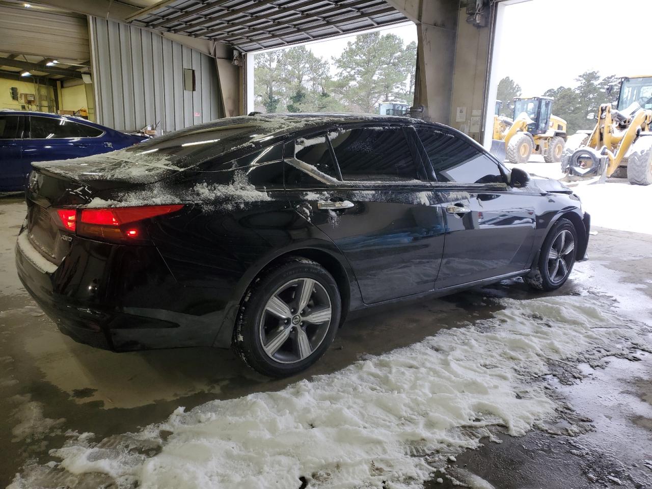 2019 Nissan Altima - Image 3