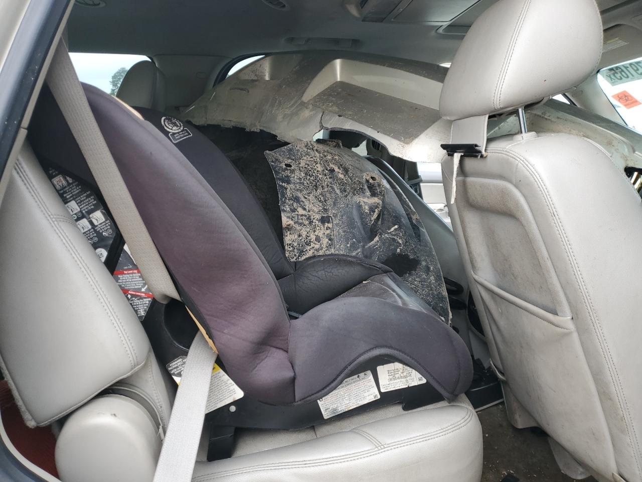 2013 Chevrolet Tahoe - Image 12