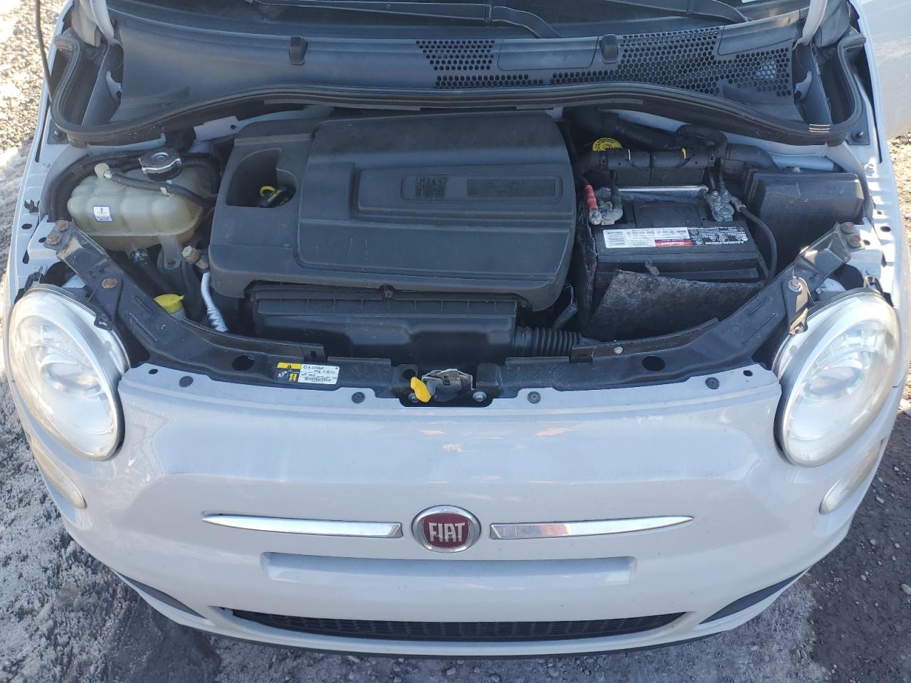 2016 Fiat 500 - Image 11
