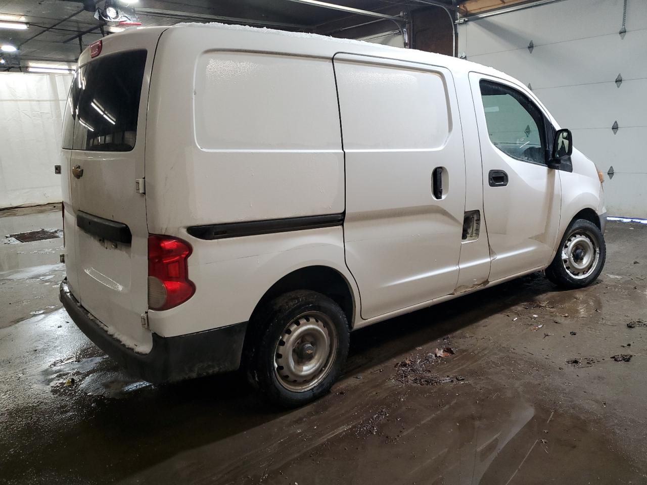 2015 Chevrolet Express - Image 3