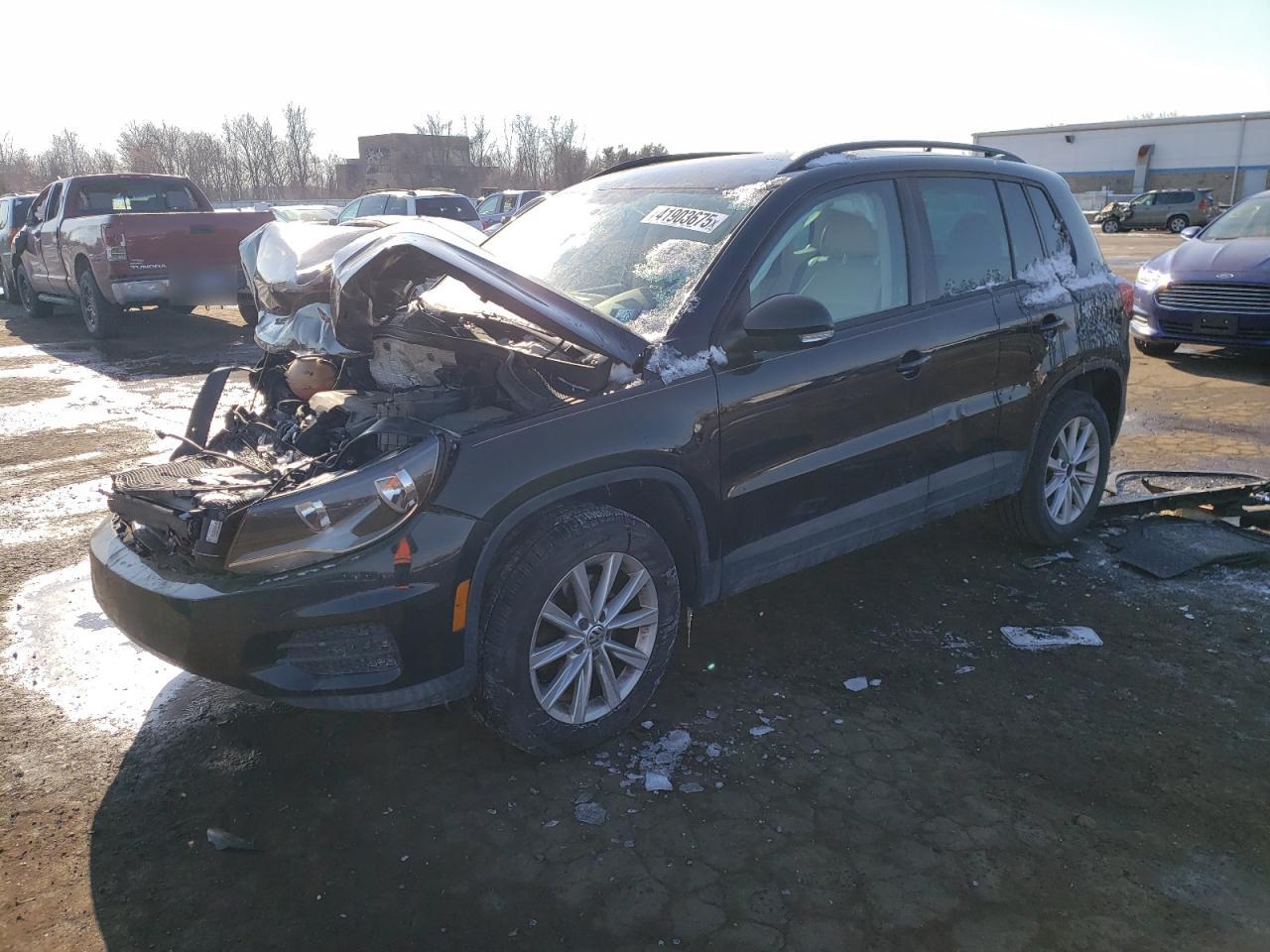 2015 Volkswagen Tiguan - Image 1