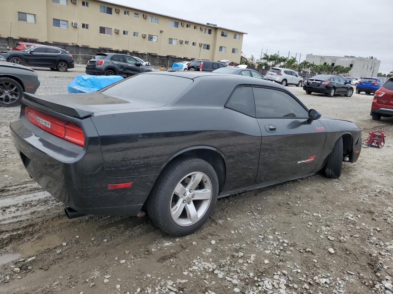 2010 Dodge Challenger - Image 3