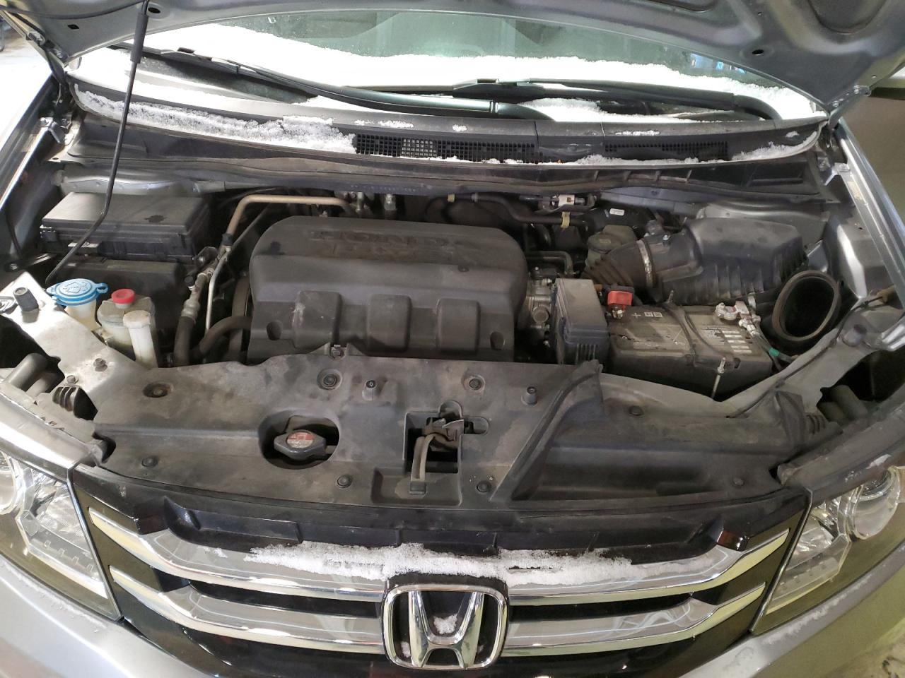 2016 Honda Odyssey - Image 12