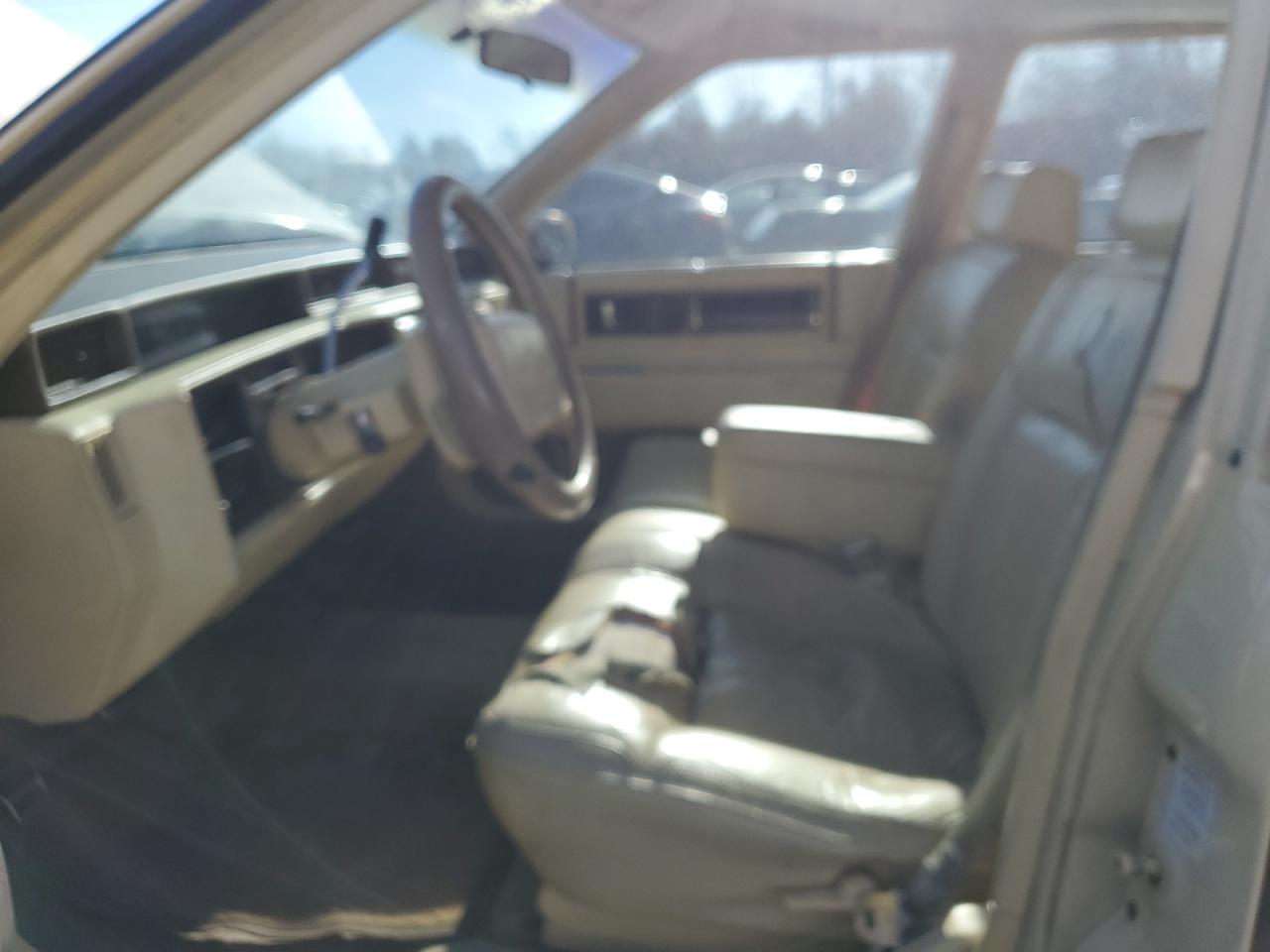 1990 Cadillac De Ville - Image 7