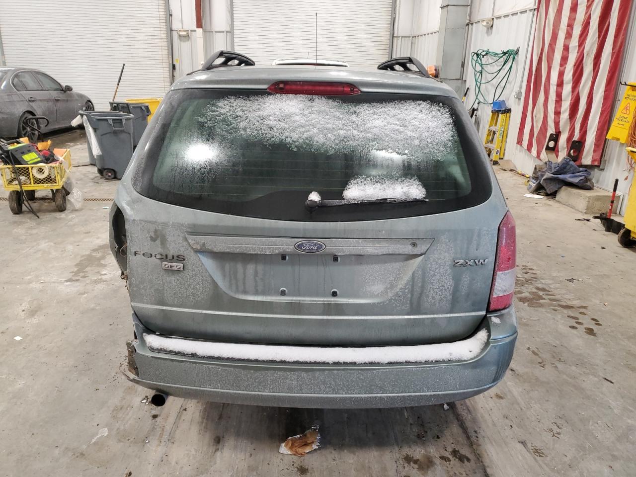 2005 Ford Focus - Image 6
